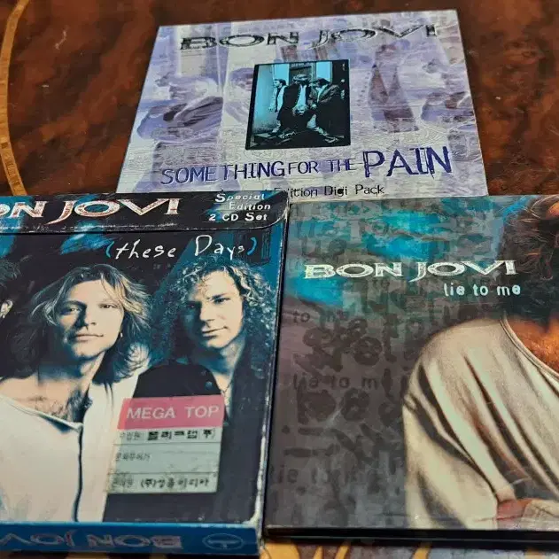 본조비 Bon Jovi 희귀 수입 CD 4장 구성 세트