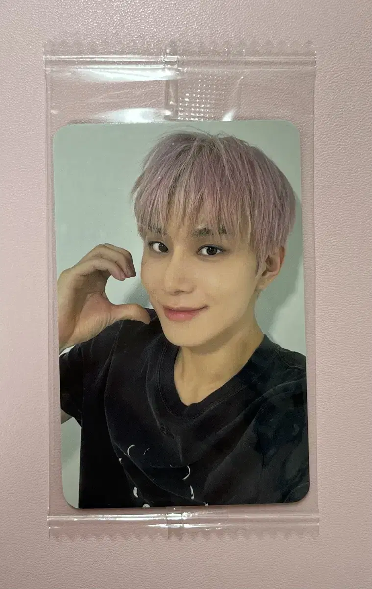 nct127 nct127 jungwoo piggyduck unreleased photocard sealed photocard