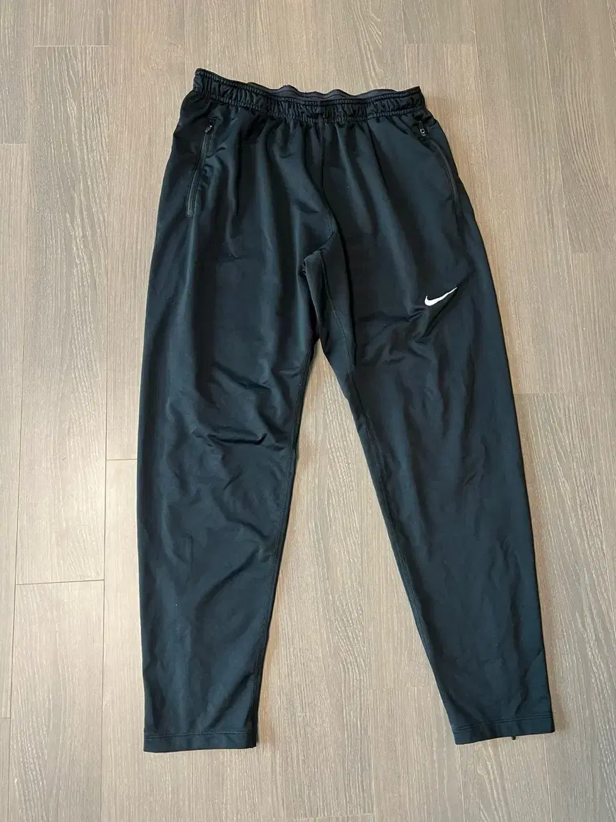 Nike DryFit Running Pants XL (32-34)