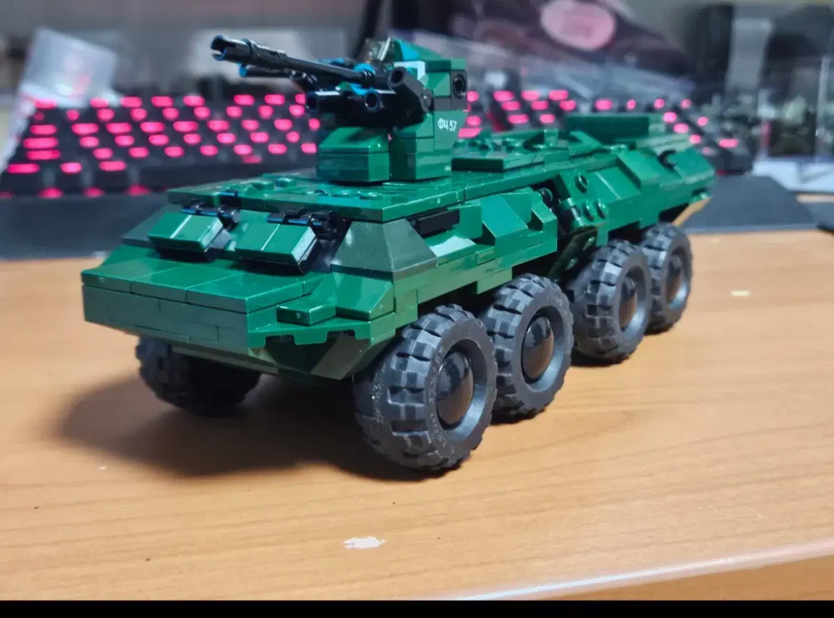 Genuine LEGO BTR 82