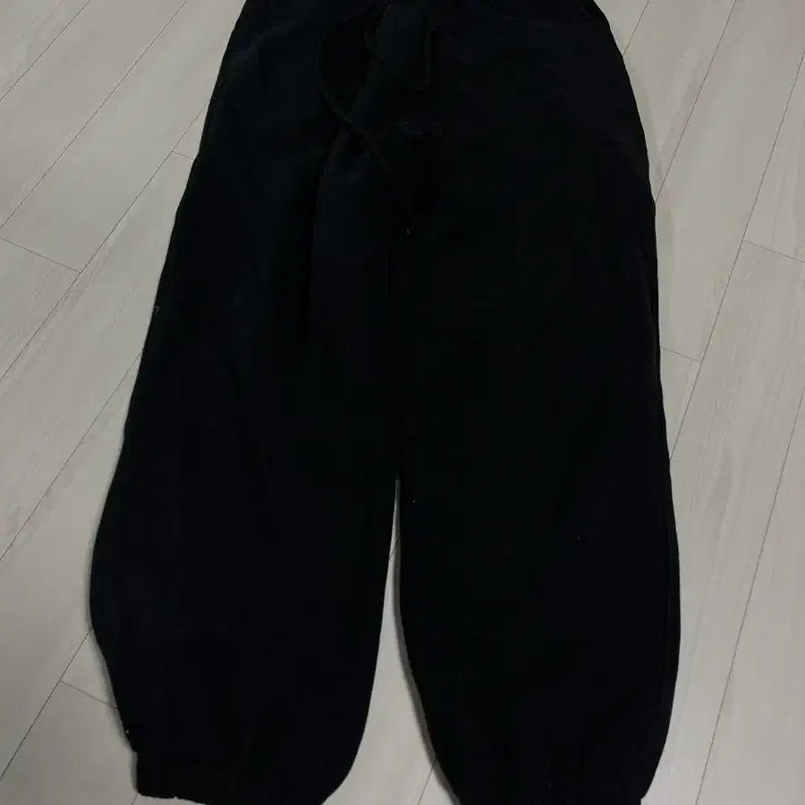 망고매니플리즈  HOLY COTTON JOGGER PANTS