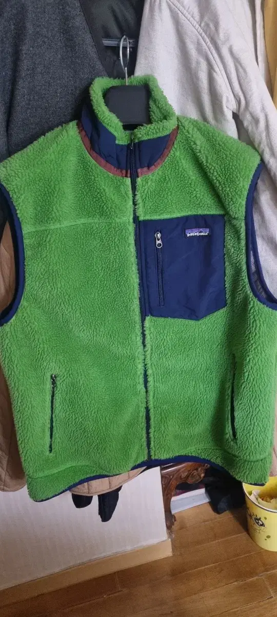 Patagonia Retro X File Best 2011 Lime Green L