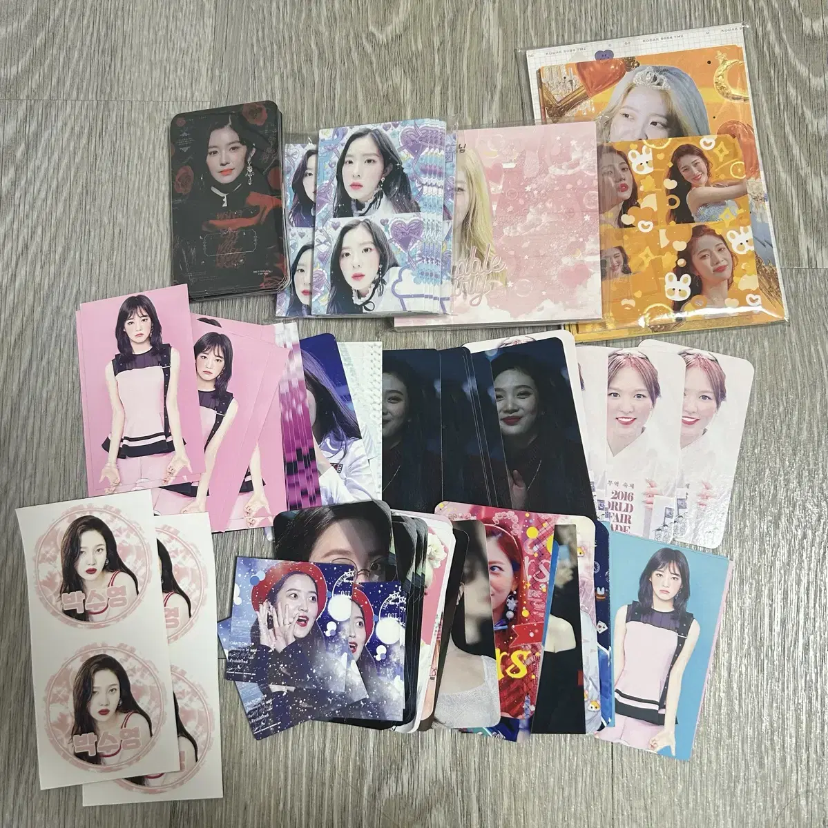 Red Velvet unofficial goods Sharing