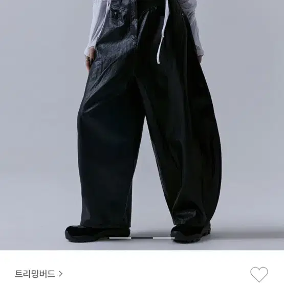 트리밍버드 Front yoke leather pants 요크 벌룬 레더