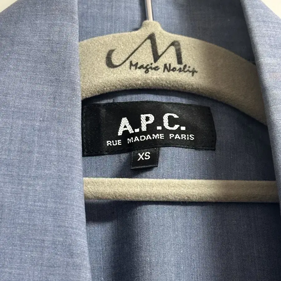 APC 셔츠