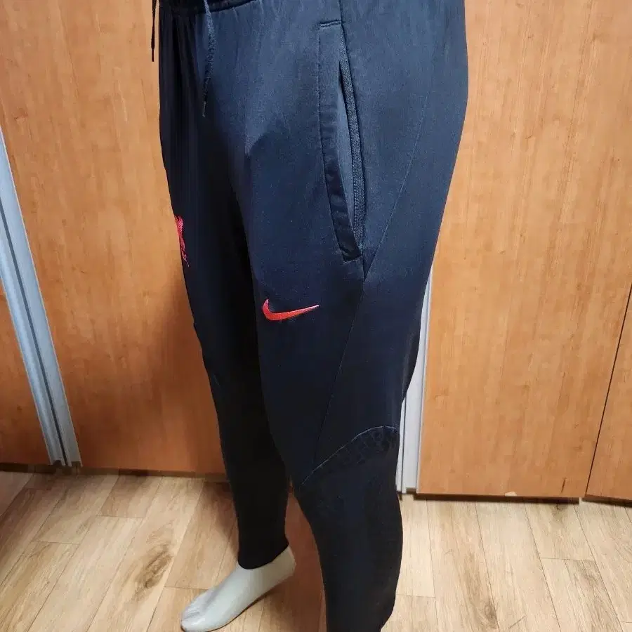 NIKE LFC나이키여성밴딩트레이닝바지S입니다만 27에서30정도 DRY