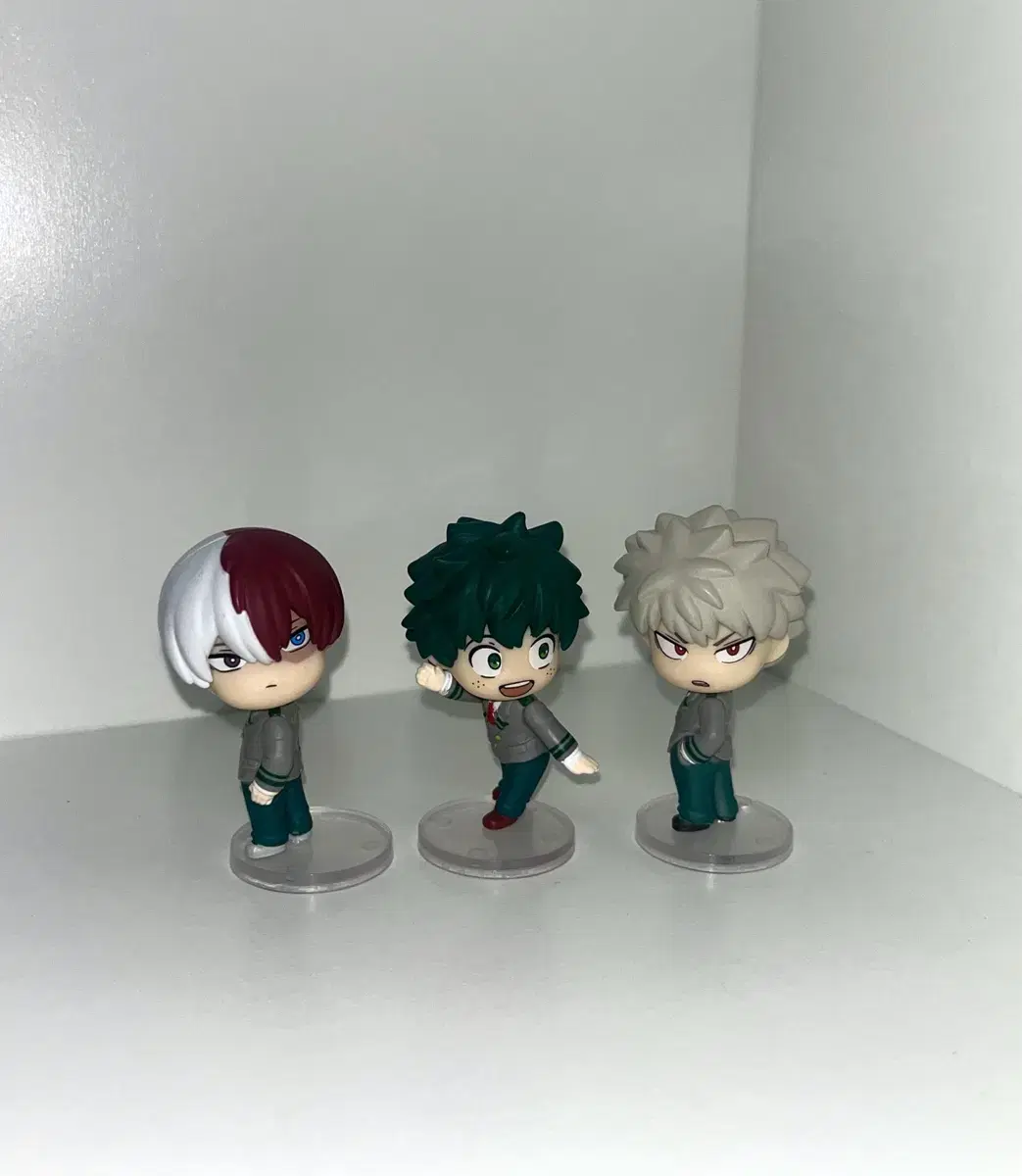 Bulk) Nahia Hiroaka Midoriya Bakugo Shoto 3-in-1 Mini Gacha Figures