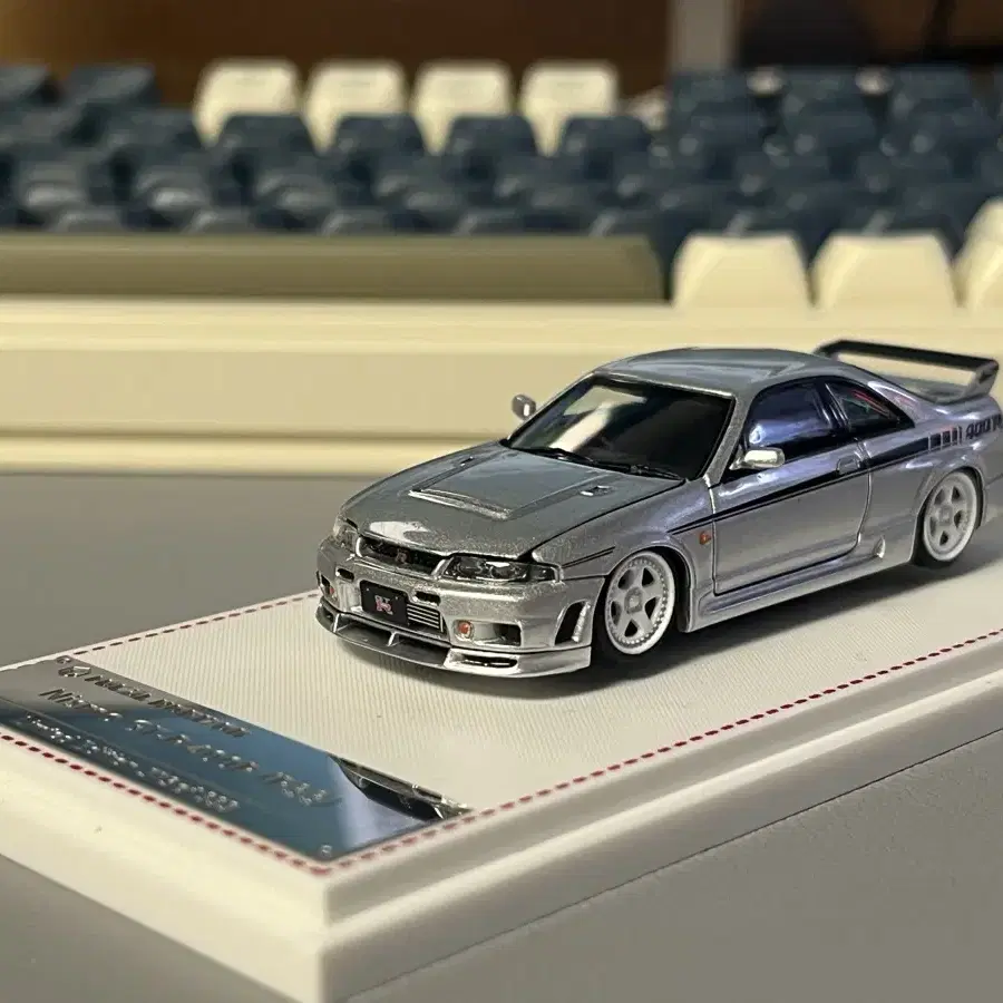 [Focal Horizon] 1:64 gtr r33 400r 실버