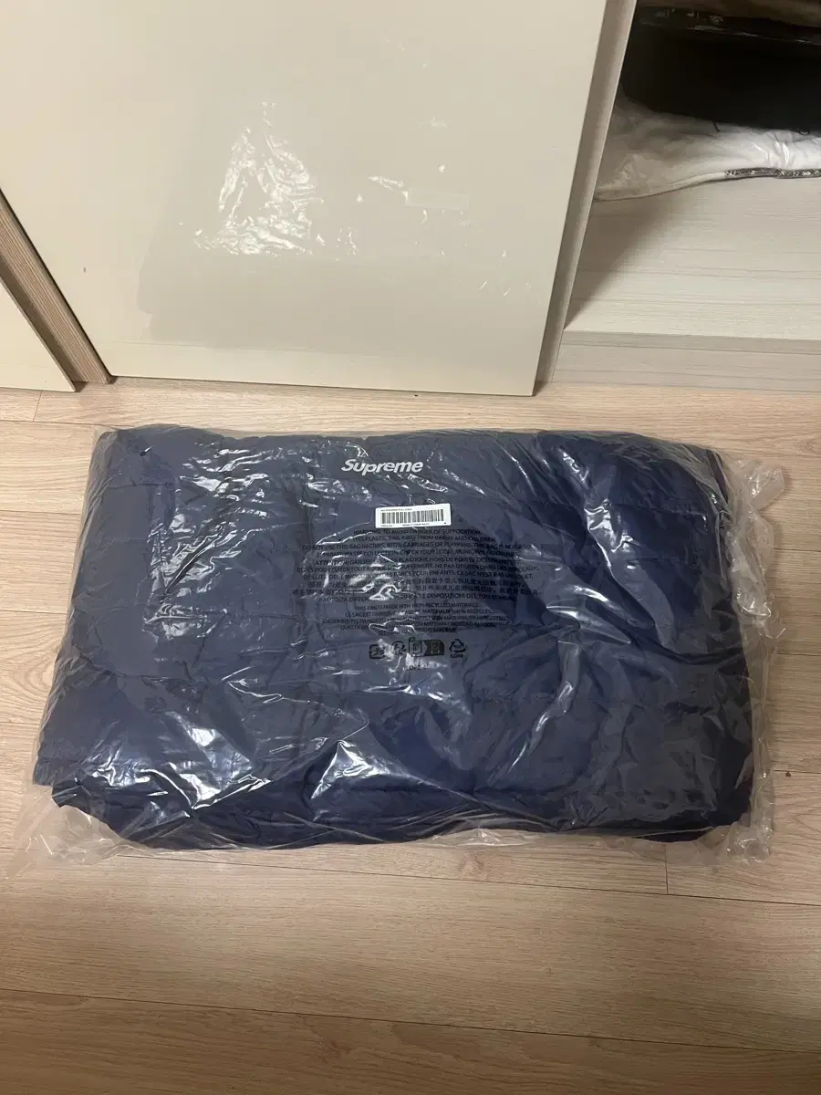 M) Supreme Micro Down Half Zip Hooded Pullover Navy