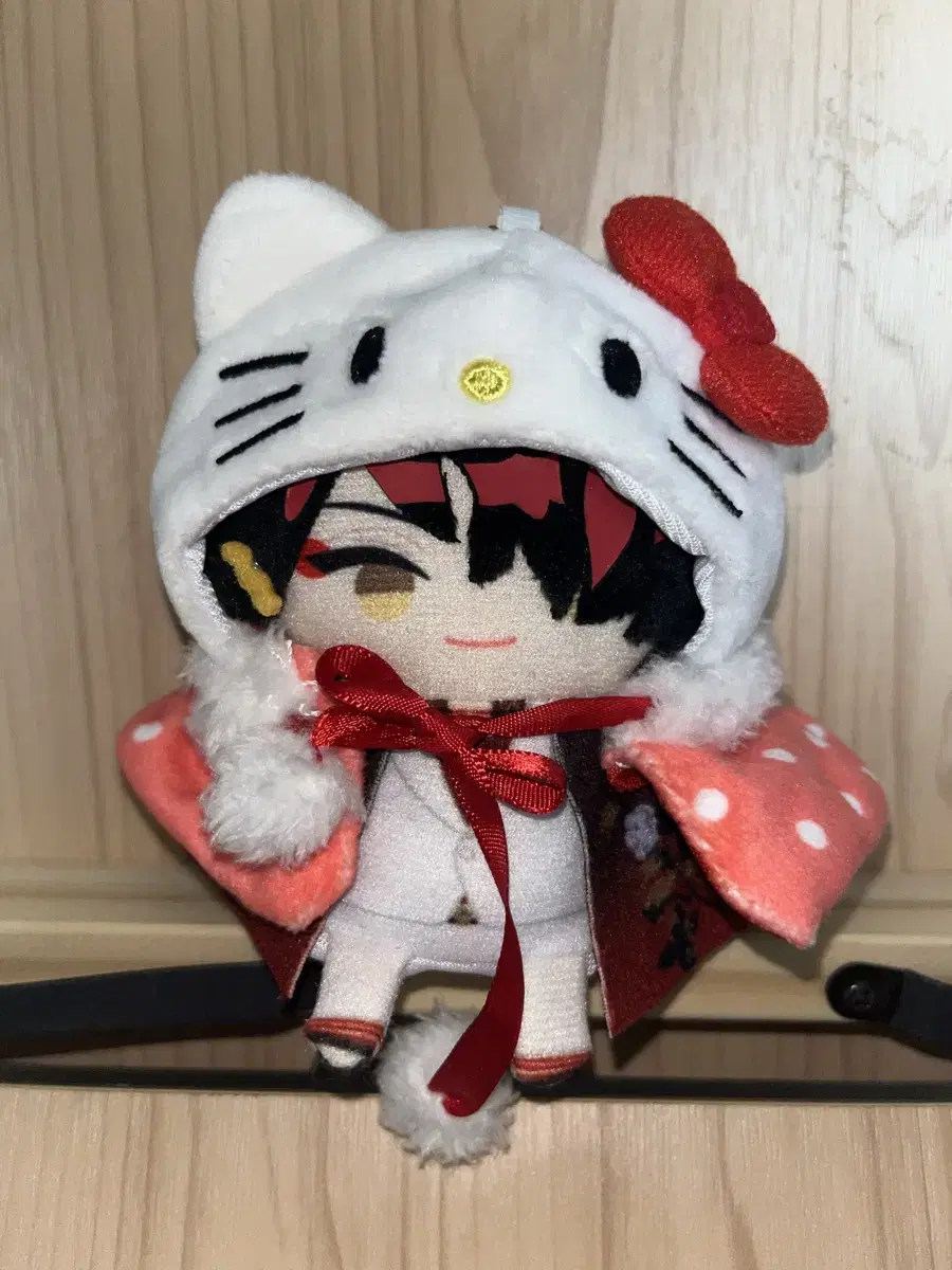 NIJISANJI en Vox Akuma Puppettoe + Kitty Cloak