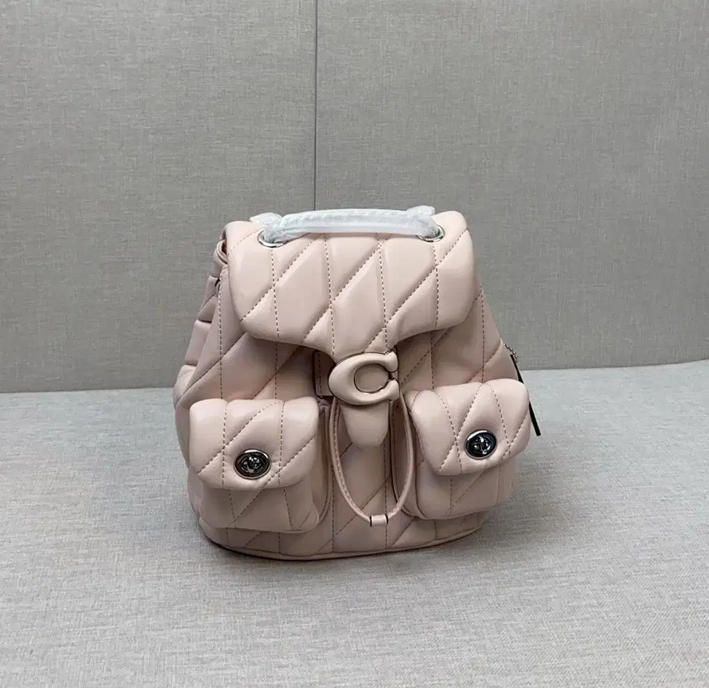 코치 여성 태비 퀼팅 백팩 Tabby Backpack CU077 3종