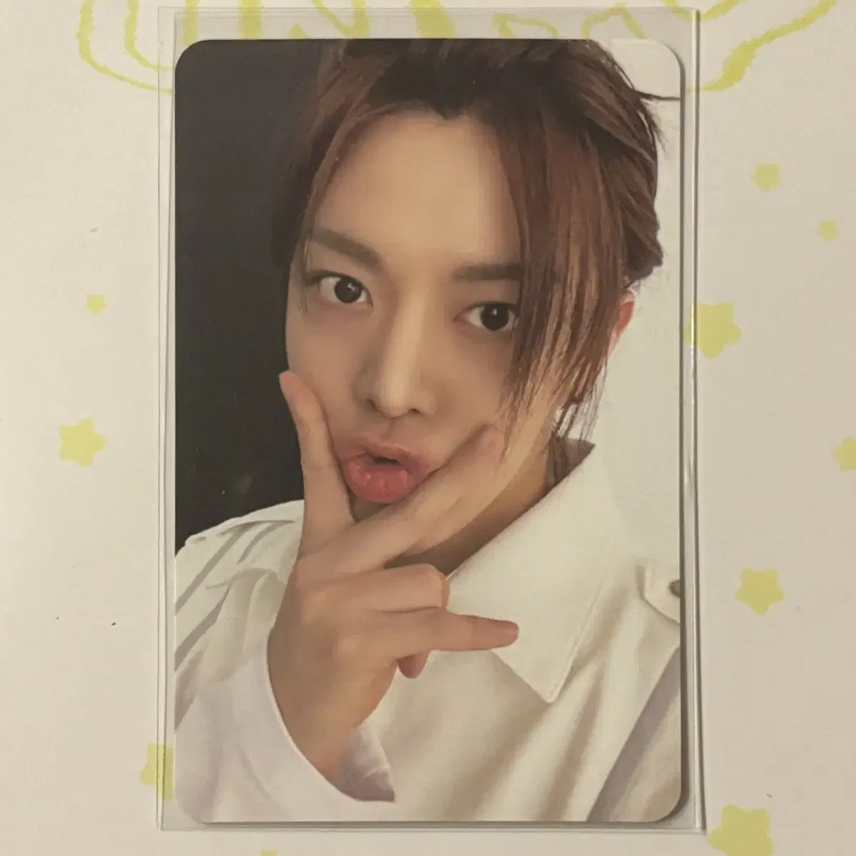 2024 season's greetings seasons greetings yuta Selfie