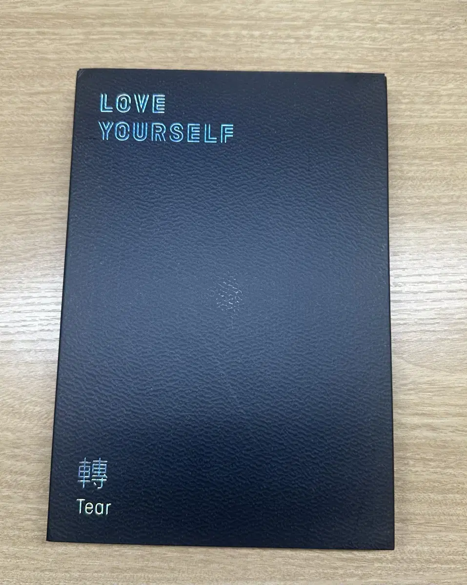 Sells BTS LOVE YOURSELF album 