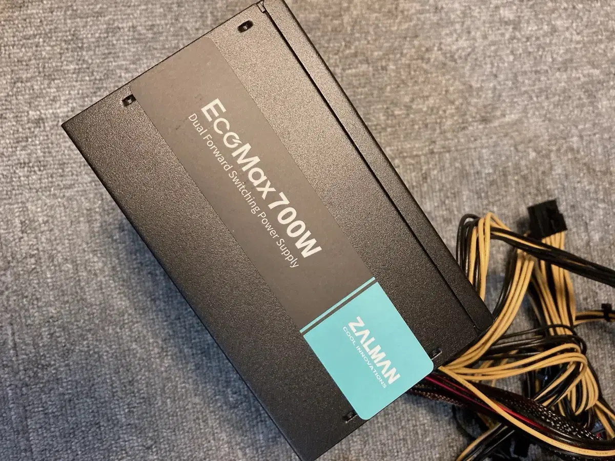 실사용0회 잘만EcoMax 700W