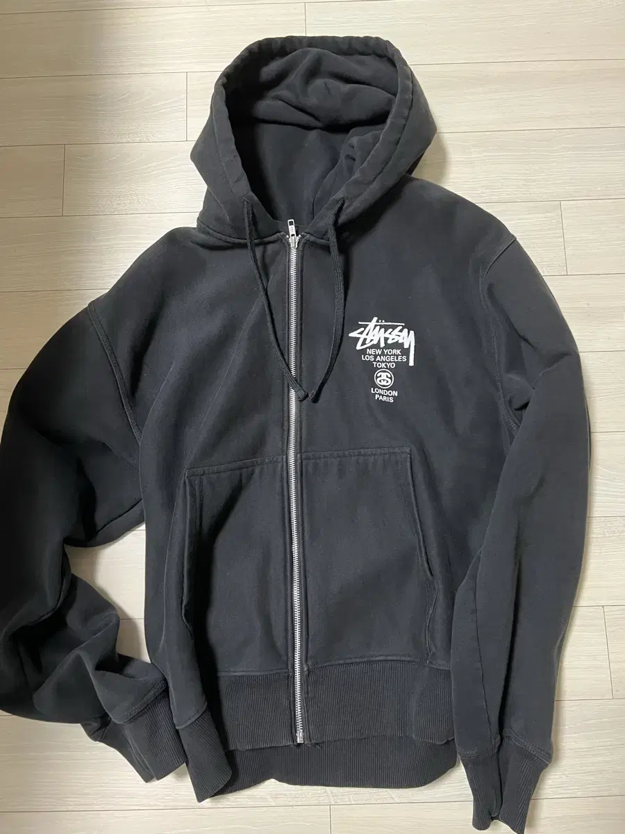 2022 Stussy worldtour Hoodie pickup