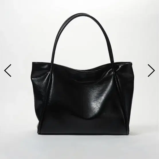 여밈 medium dapper bag (crinkle black)