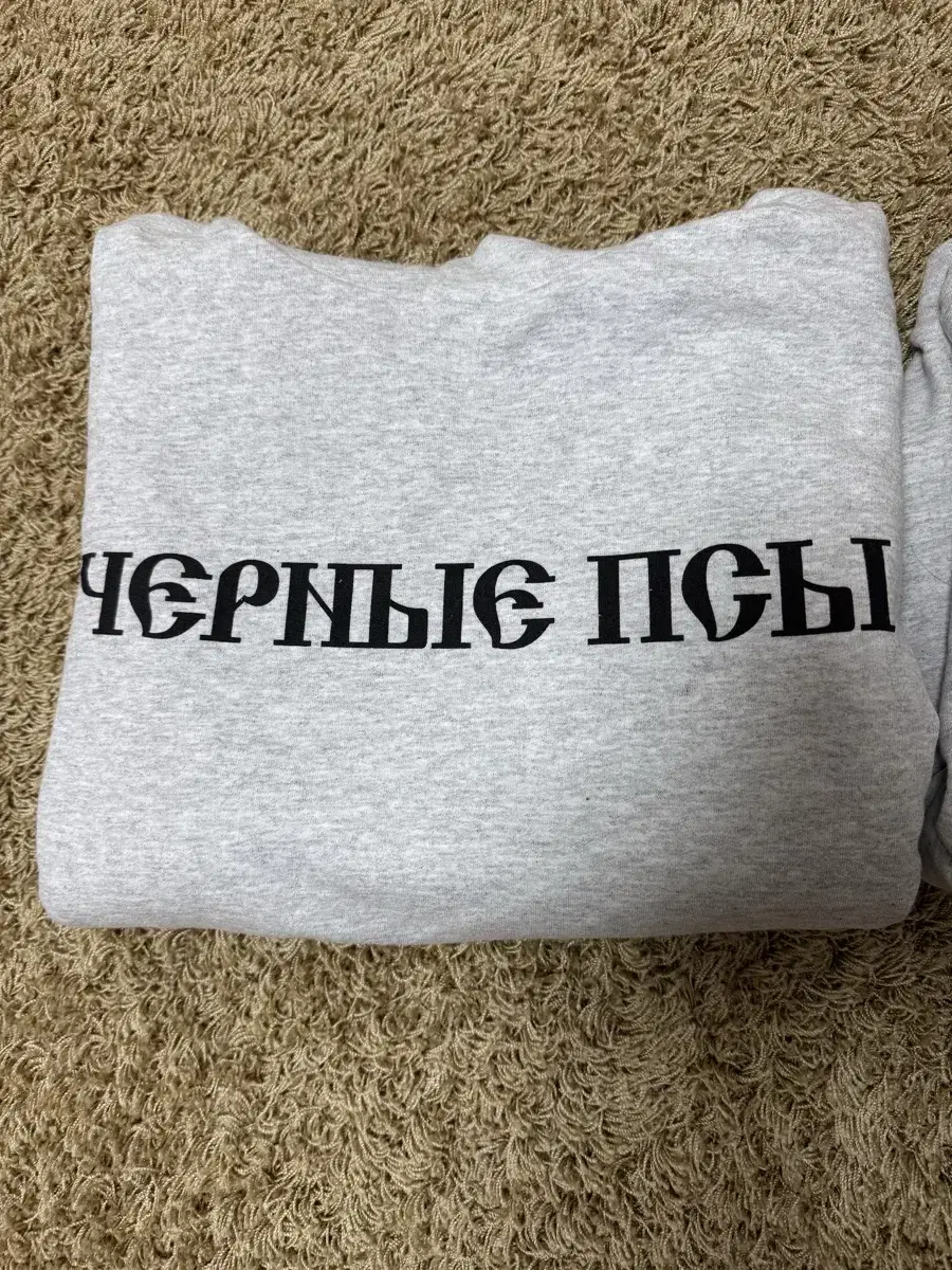 [1] e.ji Gosha Hood Heather Gray