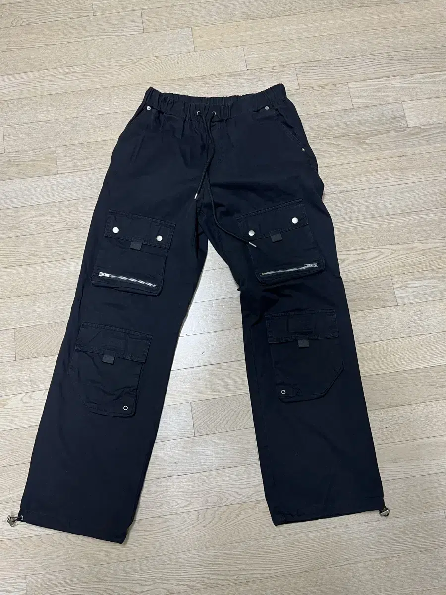 Denim cargo pants black size 2