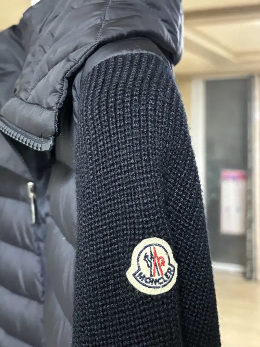 Moncler Hooded Knit Padding M