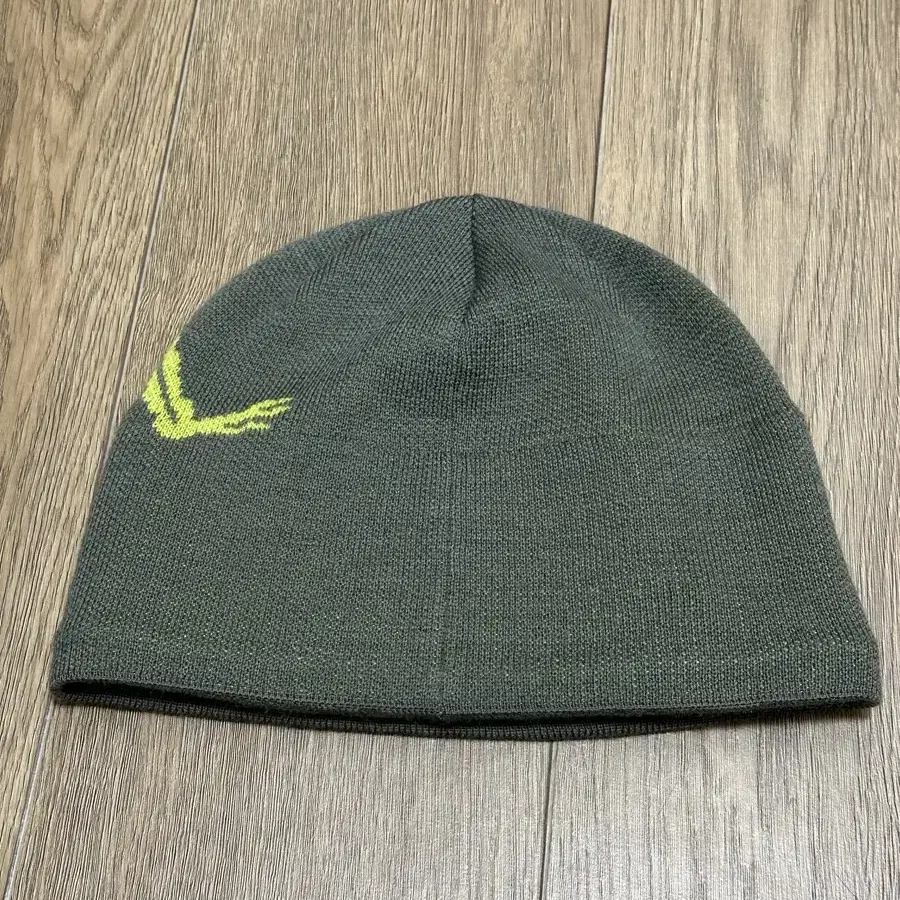 F) Bird Head Toque Forage/Sprint