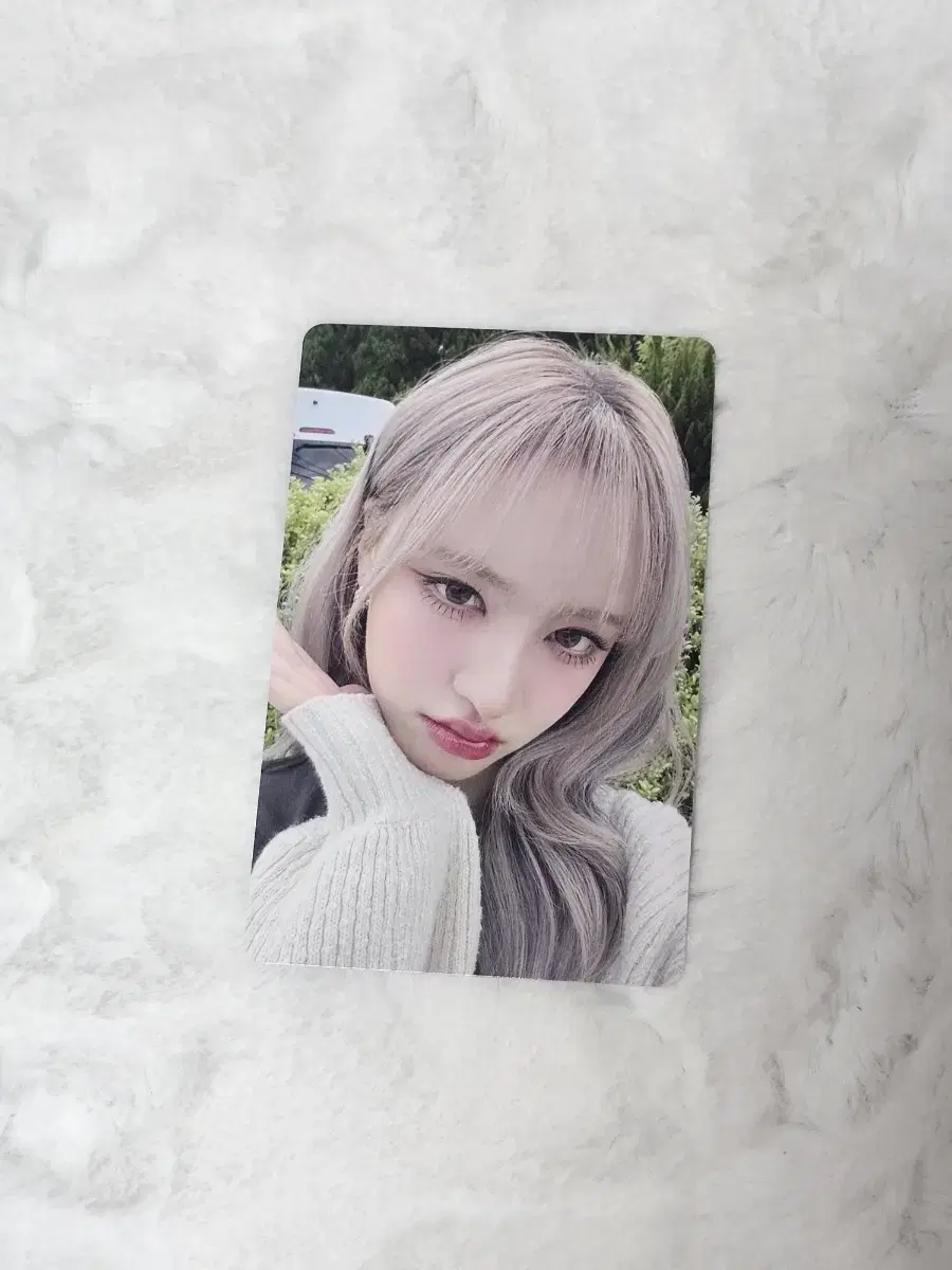 ive liz iveswitch japan chairman limited buyer event unreleased photocard photocard