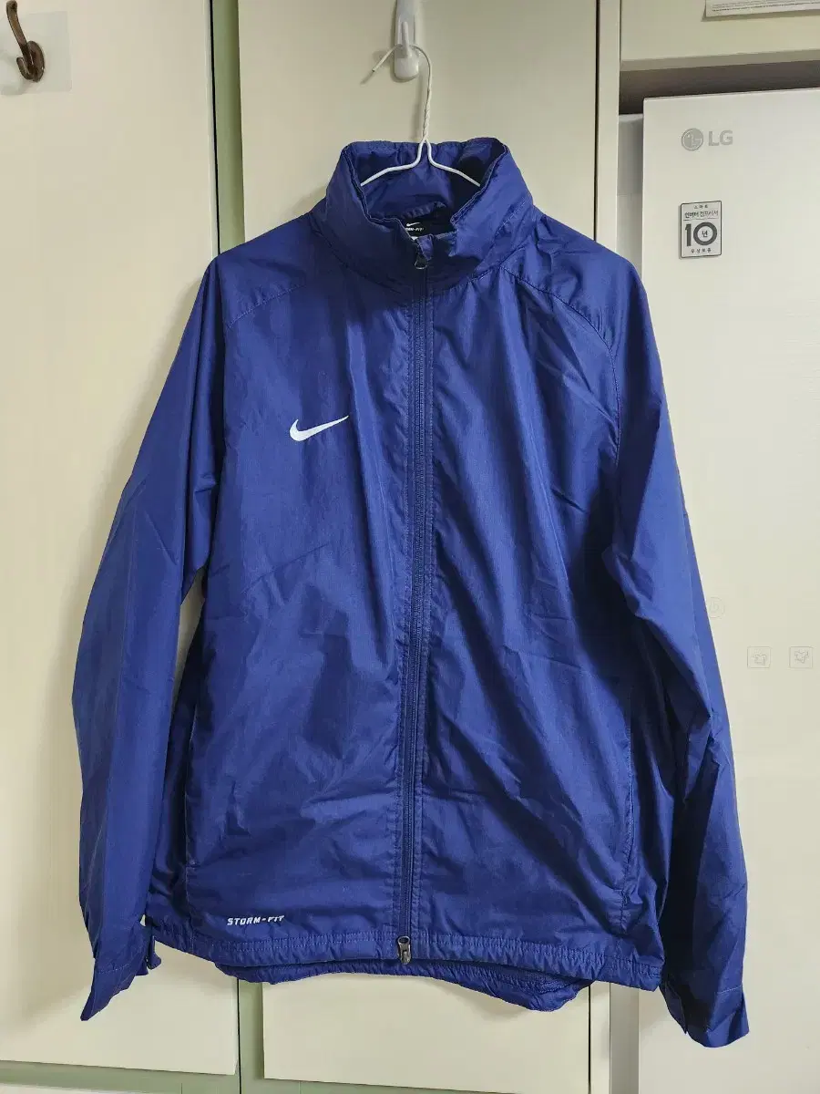 Nike Stormfit Windbreaker bloo M