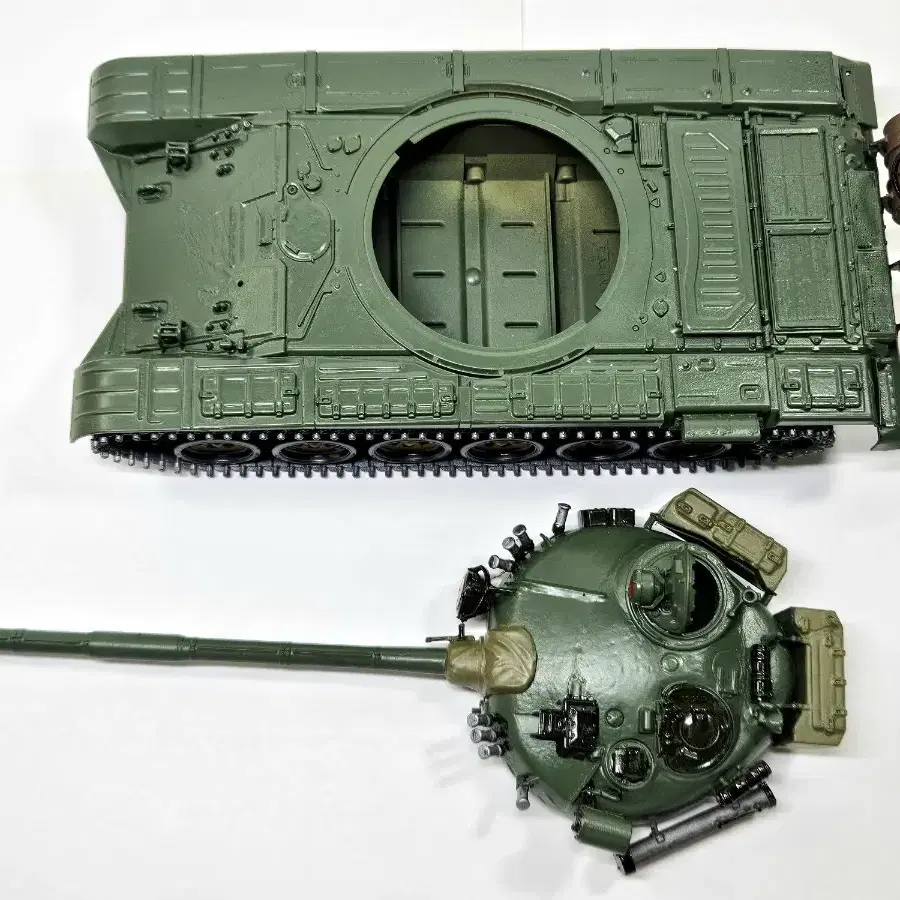 조립품 [타미야] 1/35 러시아 전차 T-72M1