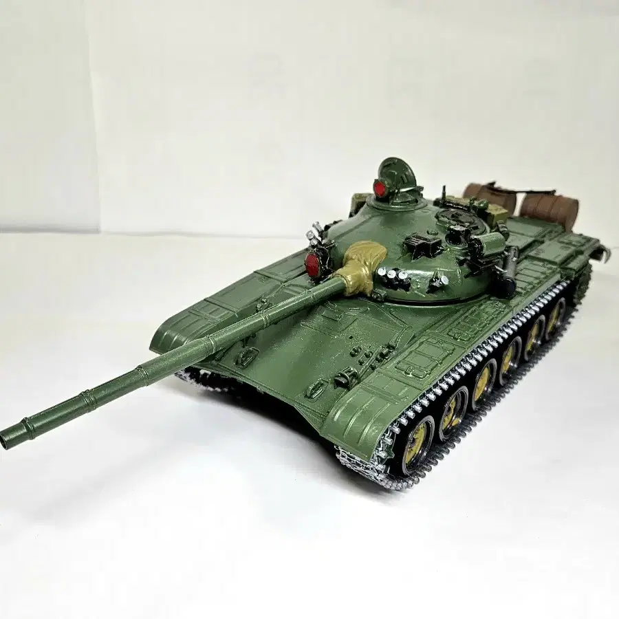 조립품 [타미야] 1/35 러시아 전차 T-72M1