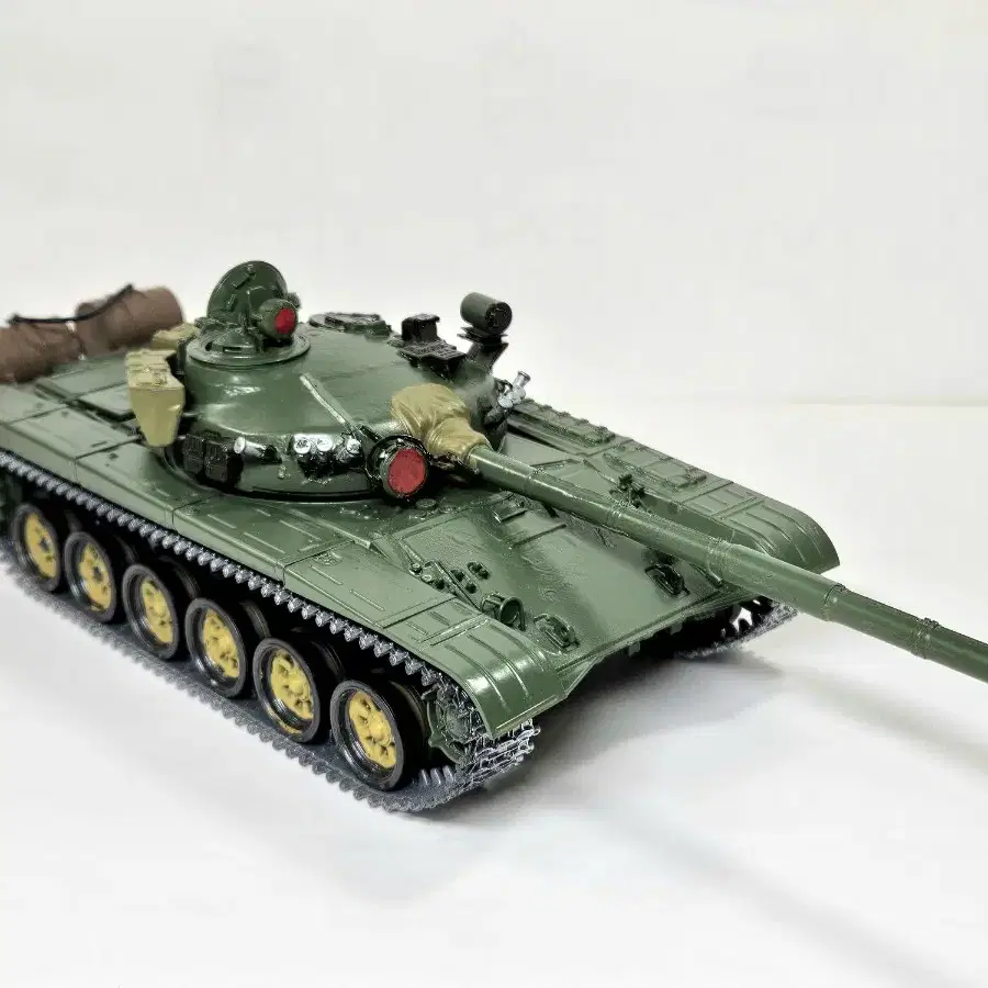 조립품 [타미야] 1/35 러시아 전차 T-72M1