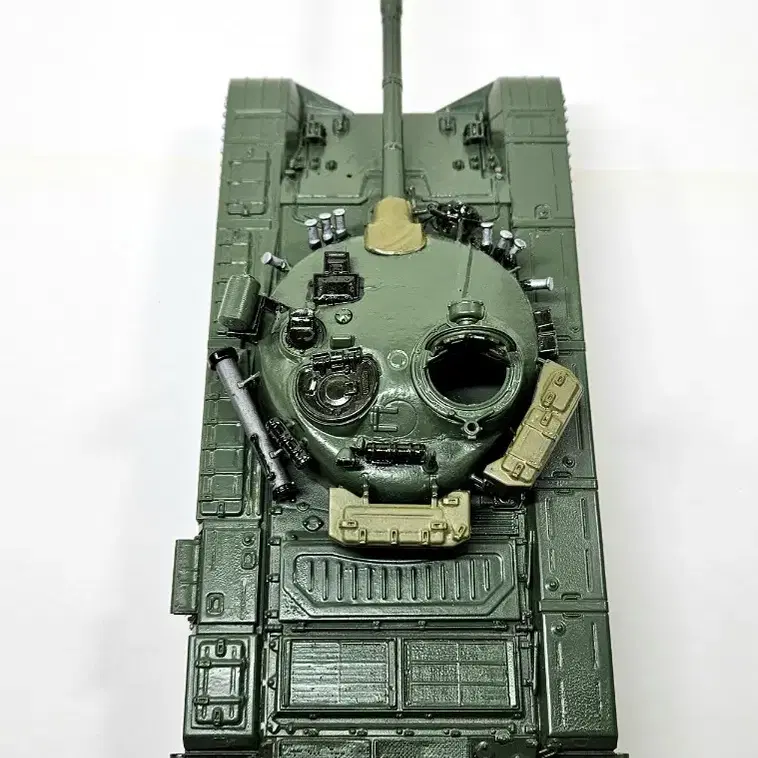 조립품 [타미야] 1/35 러시아 전차 T-72M1