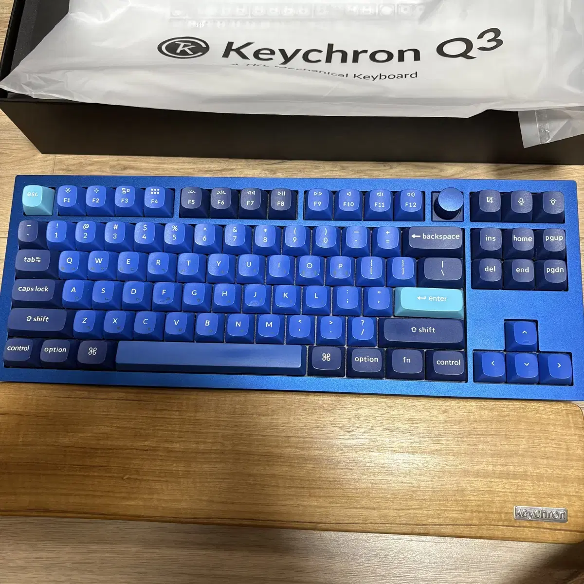 Keychron 키크론 Q3 Knob 노브 알루미늄 블루 RGB 핫스왑