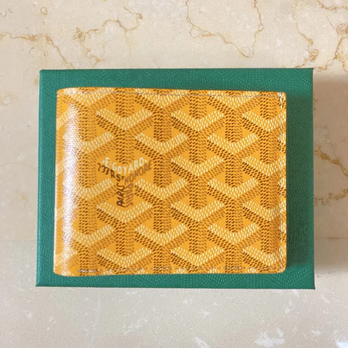 고야드 GOYARD 빅투아르 반지갑 Yellow