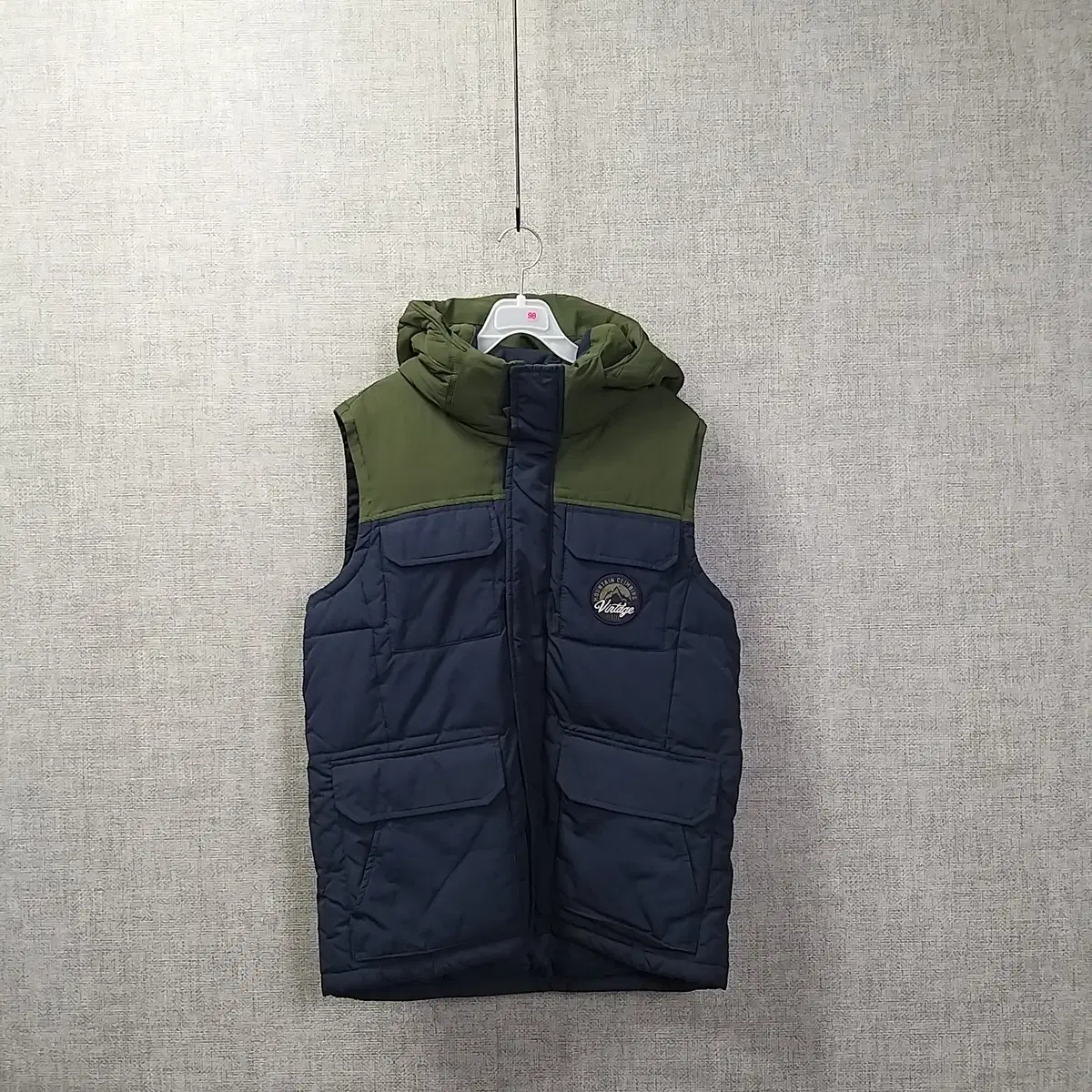 L98 Padded Vest 170