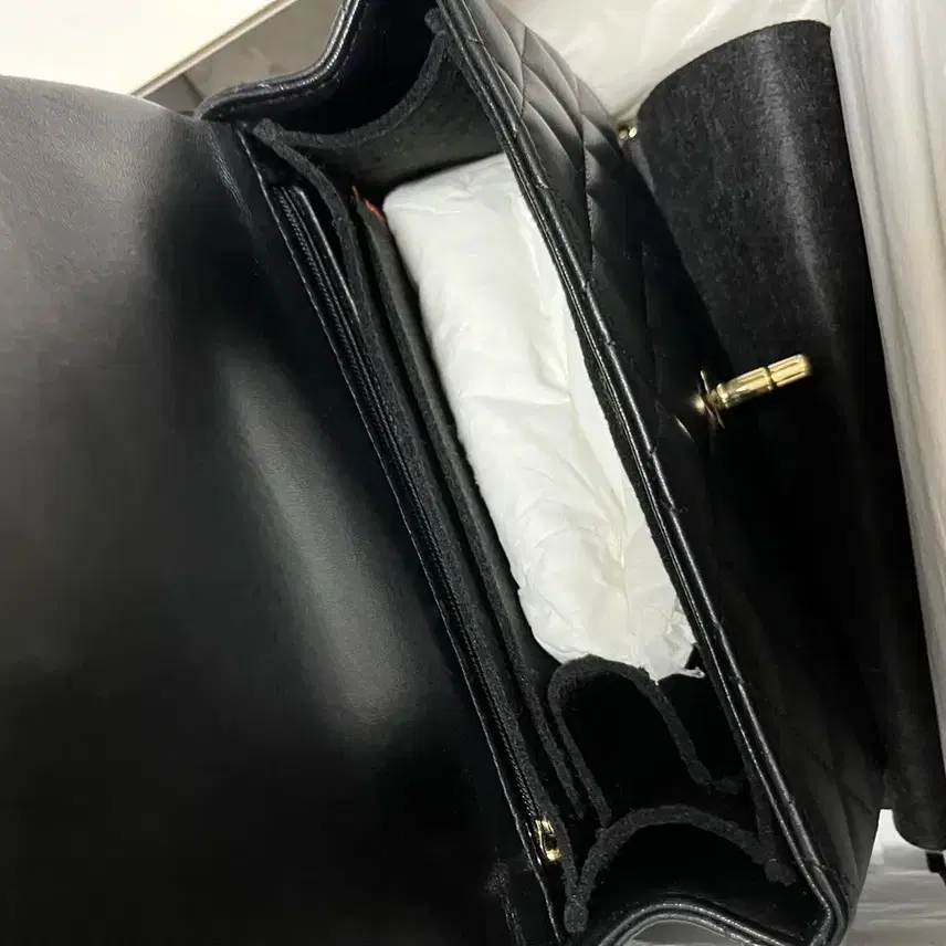 샤넬 뉴미니 탑핸들 사진 3