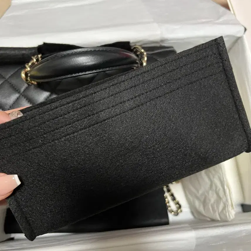 샤넬 뉴미니 탑핸들 사진 6