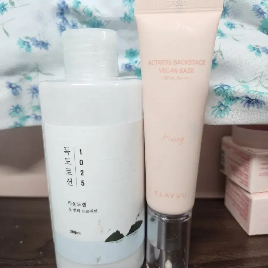 클라뷰 액트리스 백스테이지 베이스 픽싱 SPF50PA++++ 30ml