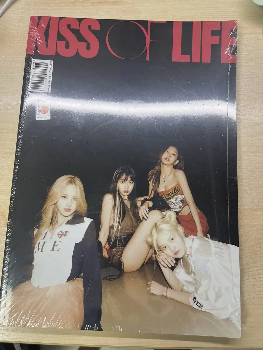 Today only discount,unsealed, verifiable) kiss of life Keyoff 1집 Shhh Unsealed Album