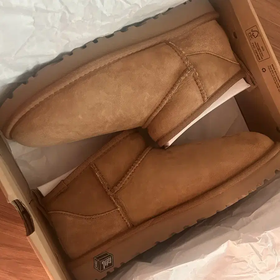 (W)UGG Classic Ultra Mini Boots Chestnut