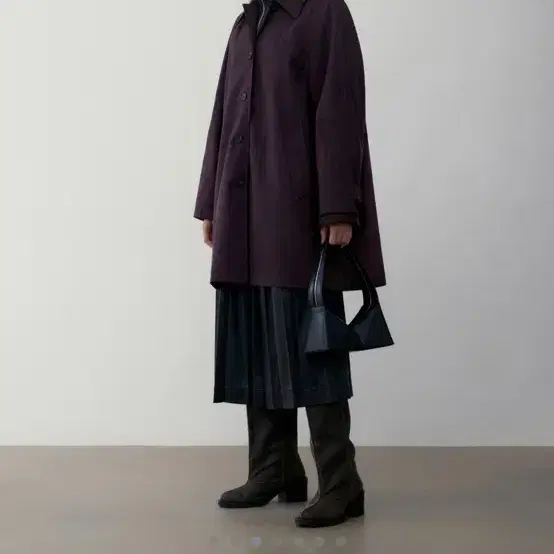 로우클래식 스웨이드 하프코트 SUEDE HALF COAT_PURPLE