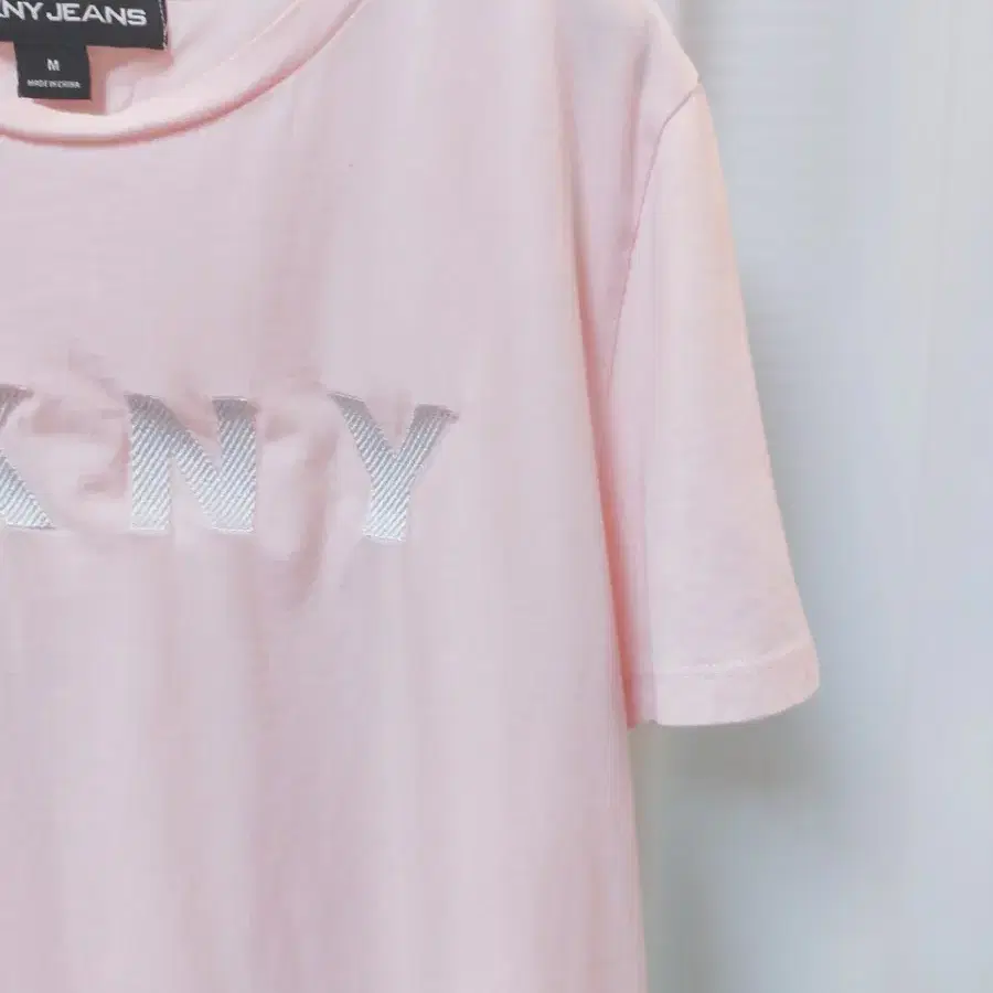 DKNY 여성 코튼 티셔츠 (M)