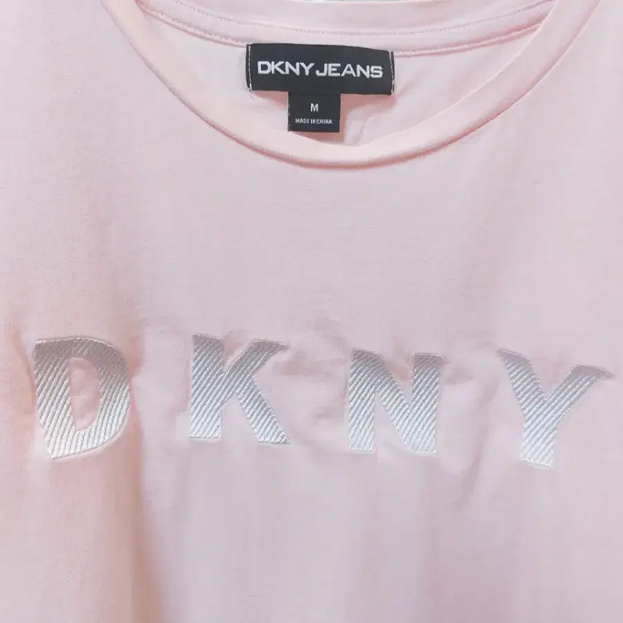 DKNY 여성 코튼 티셔츠 (M)