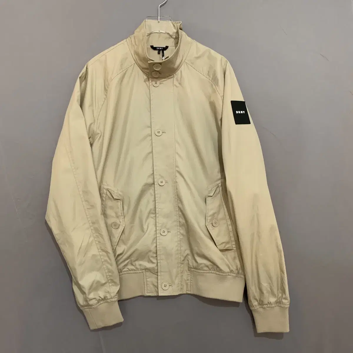95 M DKNY Luxury Blooming Jacket