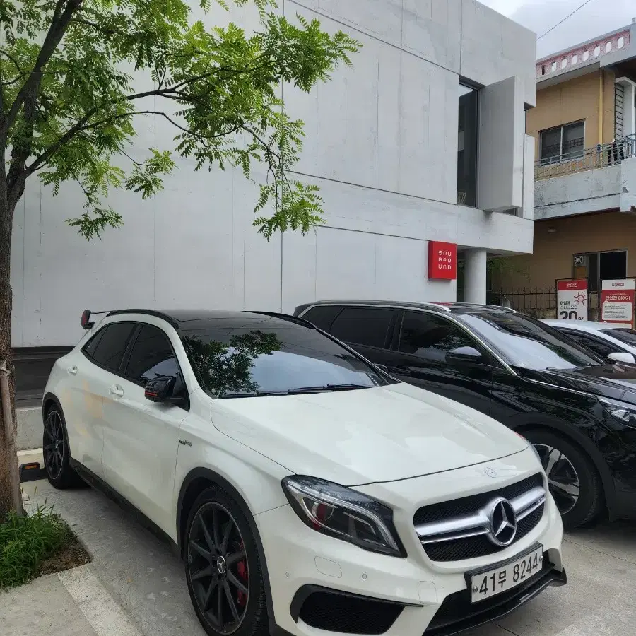 벤츠 GLA45 AMG 판매