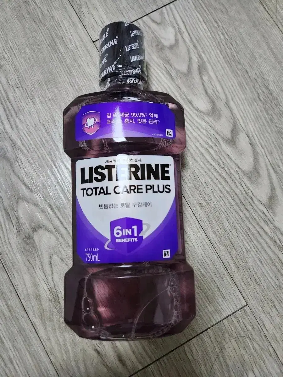 리스테린 토탈케어 플러스 750ml 미사용