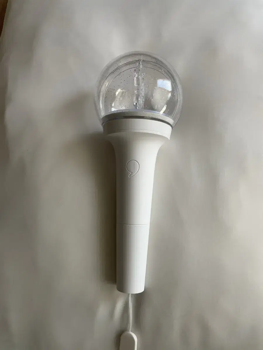 I'm selling my ive lightstick (ihae bong)!