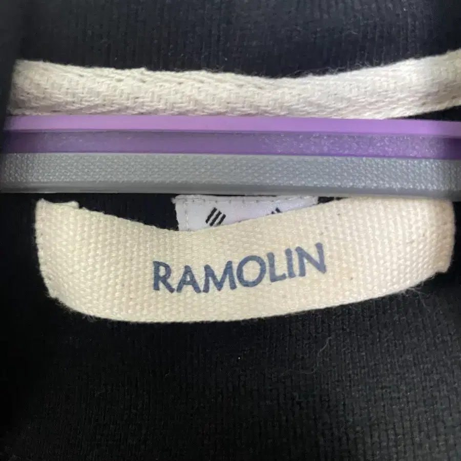 RAMOLIN 라모랭 후드집업 1size