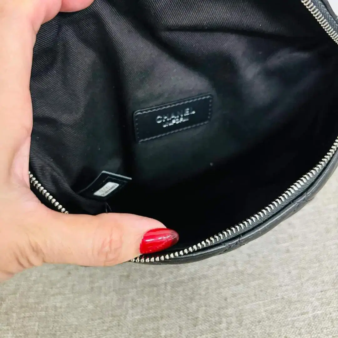 CHANEL Pre-Owned 다이아몬드 퀼팅 가죽 벨트 백