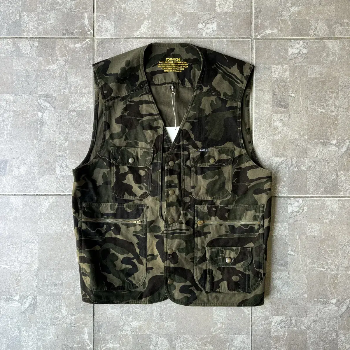 Toraichi Vintage Woodland Camo Hunting Vest L