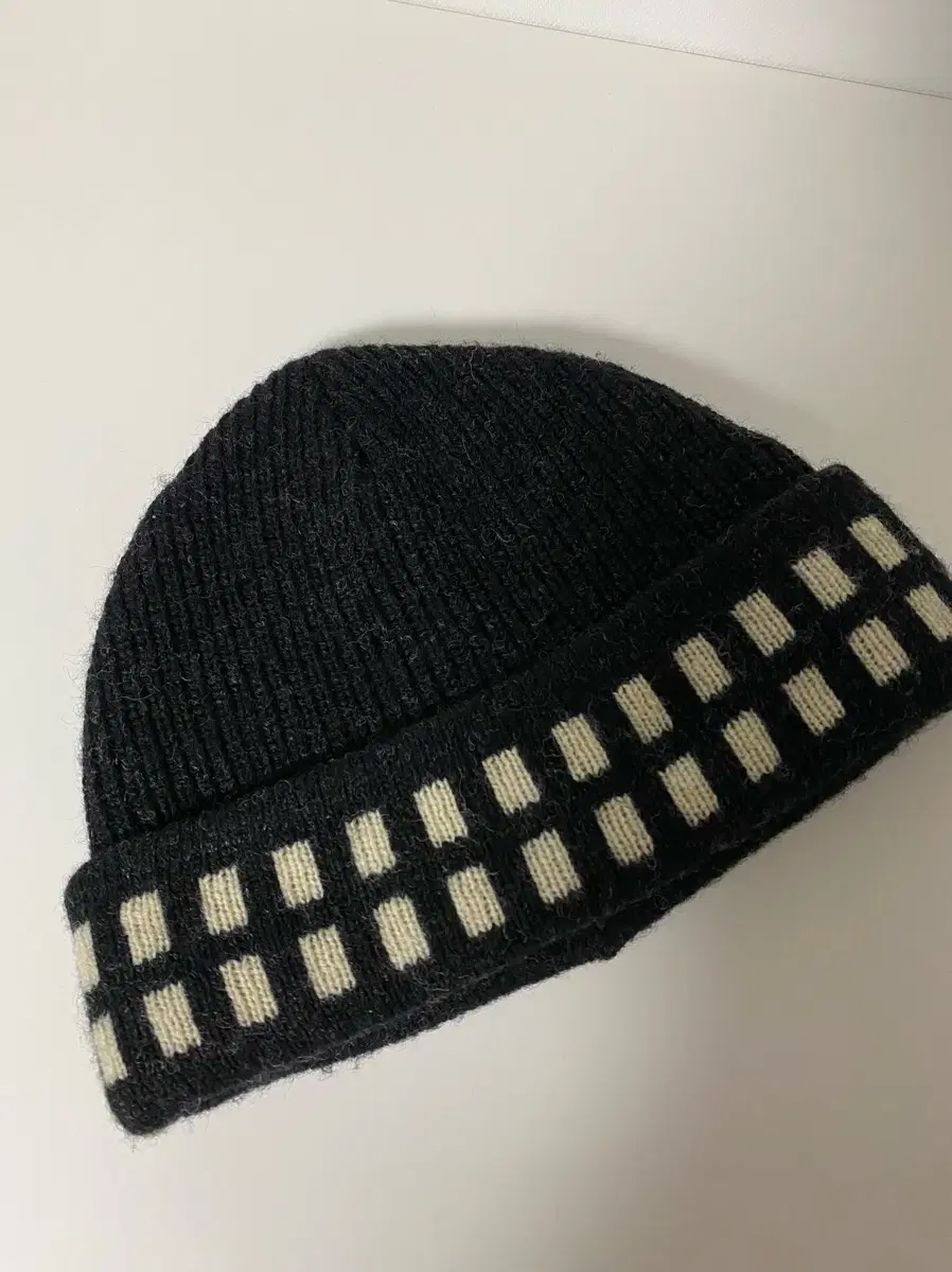 [OS] 노롤 NOROLL PALETOWN 비니 USE ME BEANIE