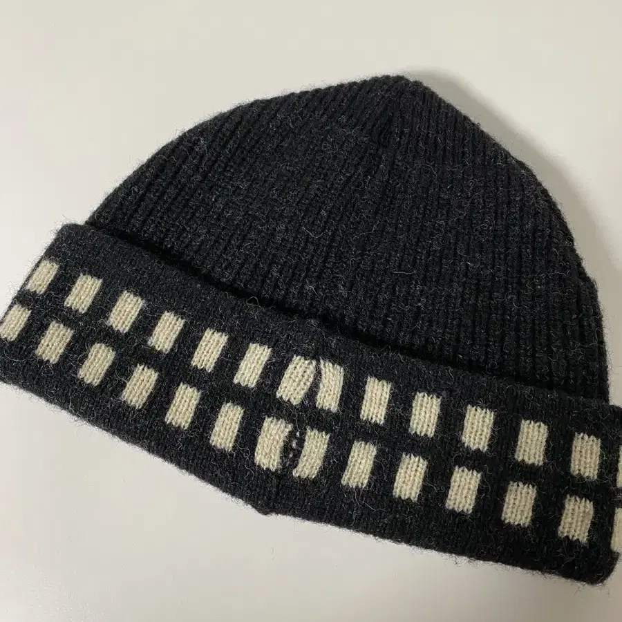 노롤 NOROLL PALETOWN 비니 USE ME BEANIE